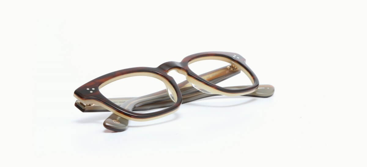 21.0001588 GAR Garrett Leight REGENT WHT 4723 270-3