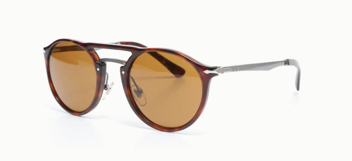 22.0000180 Persol 3264-S 2433 5022 277,00 €-2