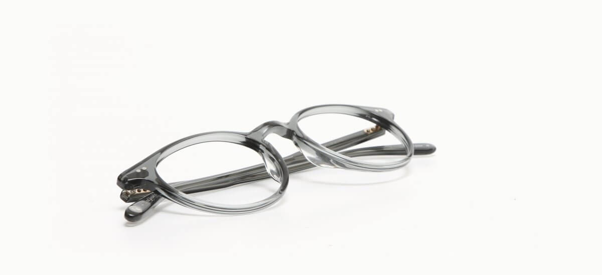 22.0000635 Garrett Leight CLUNE SGY 4522 270,00 €-3