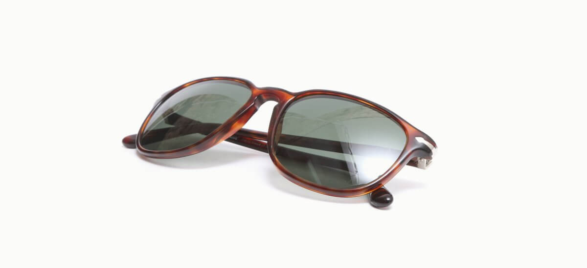 22.0001504 Persol 3019-S 2431 5518 197,00 €-3