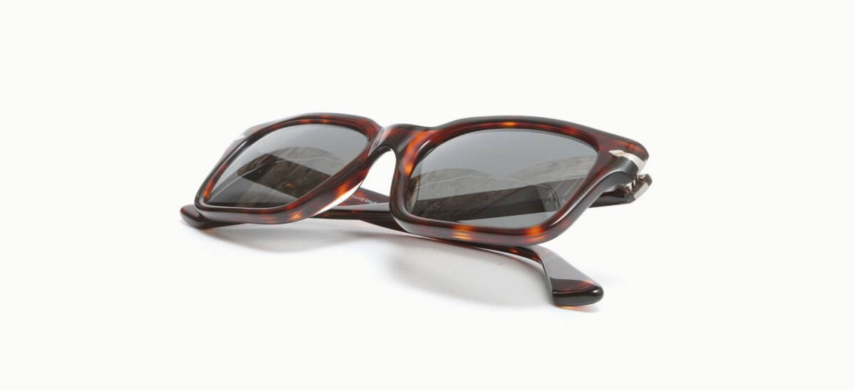 22.0001511 Persol 3272-S 2448 5320 267,00 €-3