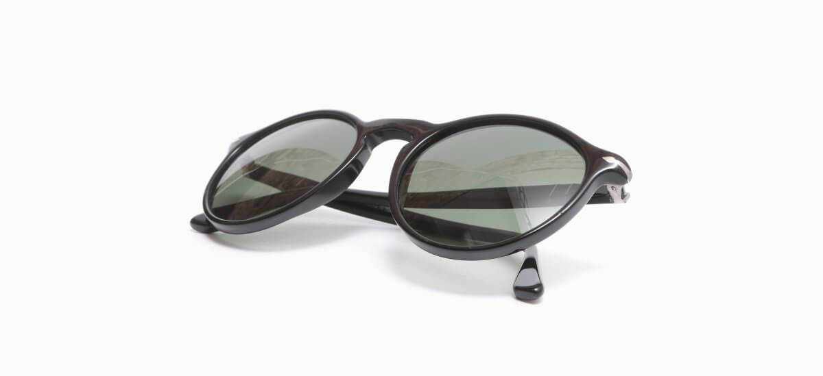 22.0001513 Persol 3285-S 9531 5219 197,00 €-3