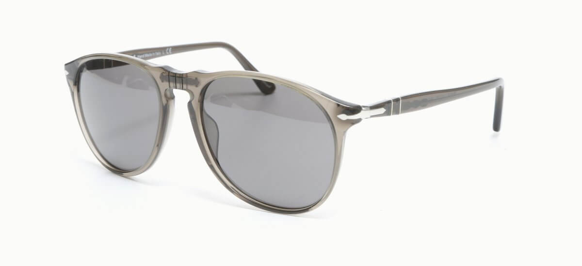 22.0001522 Persol 9649-S 1103B1 5518 197,00 €-2