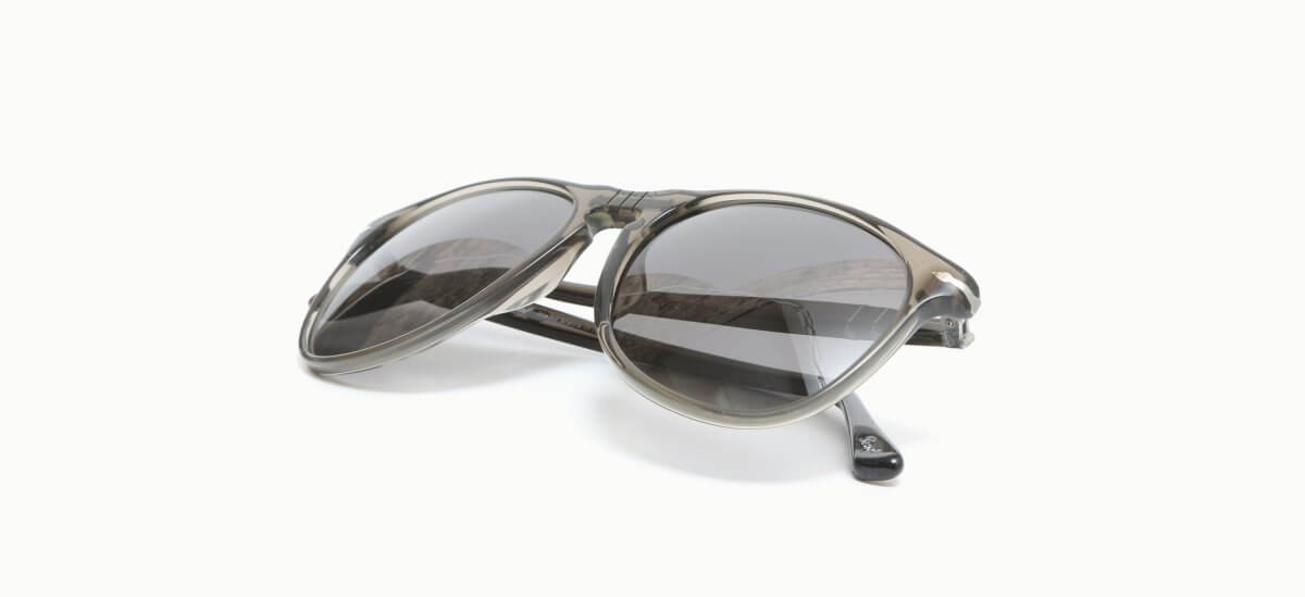 22.0001522 Persol 9649-S 1103B1 5518 197,00 €-3