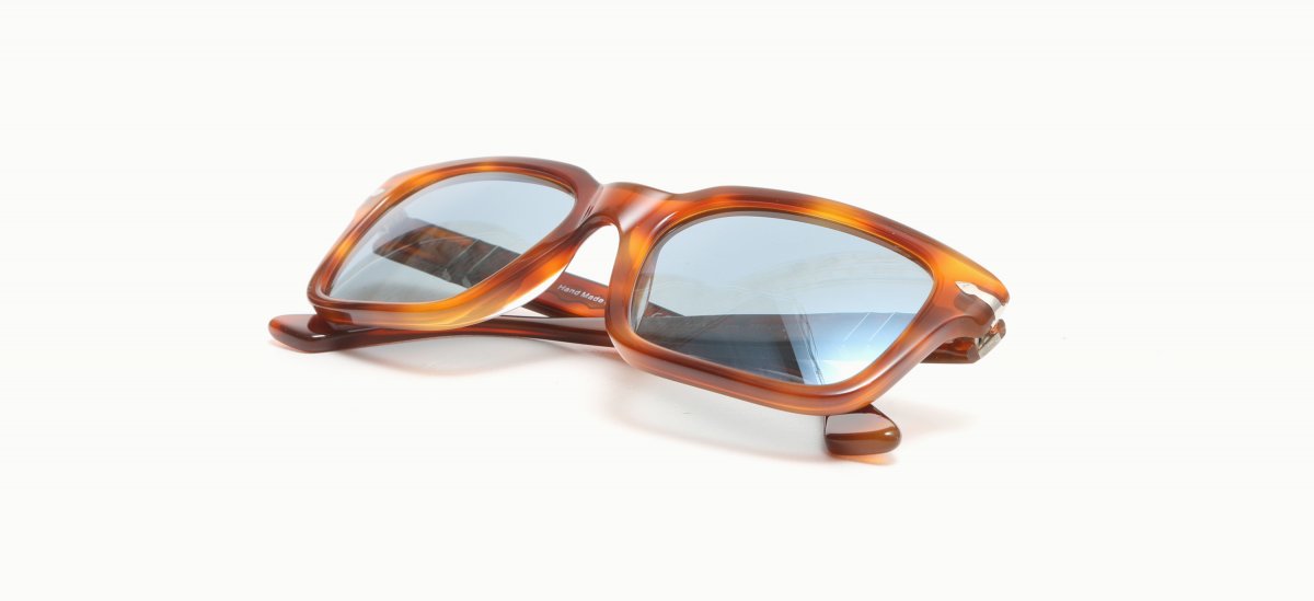 22.0001699 Persol 3272-S 9656 5320 217,00 €-3