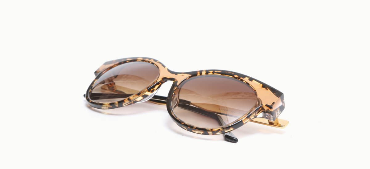 23.0000468 Thierry Lasry LYTCHY 864 5319 387,00 €-3