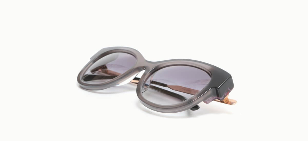 23.0000473 Thierry Lasry ANGELY 704 5319 377,00 €-3