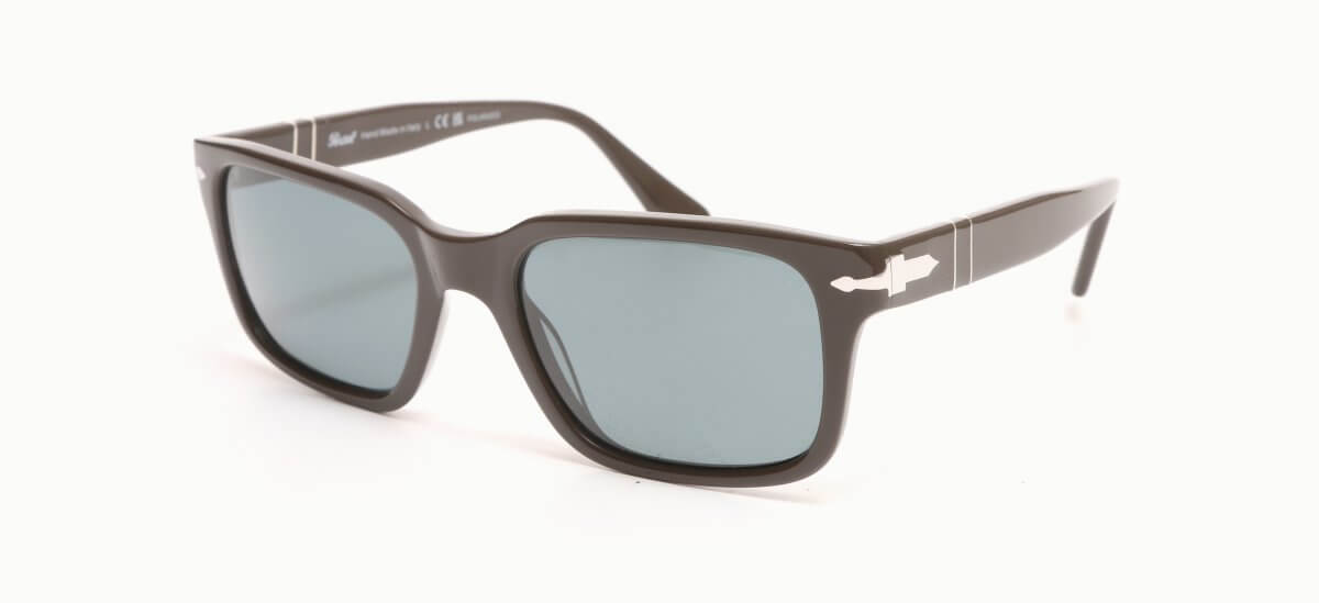 23.0000495 Persol 3272-S 11743R 5520 267,00 €-2