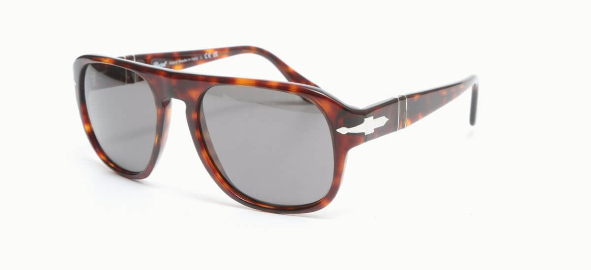 23.0000566 Persol 3310-S 24B1 5418 247,00 €-2