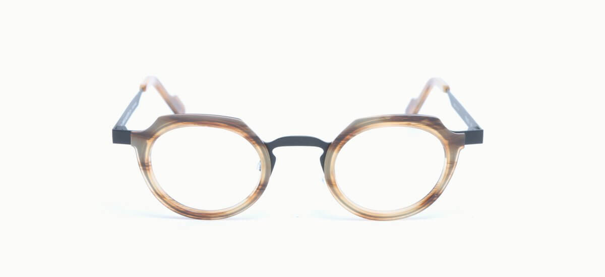 23.0000598 Anne & Valentin FRANCE U85 4024 377,00 €-1