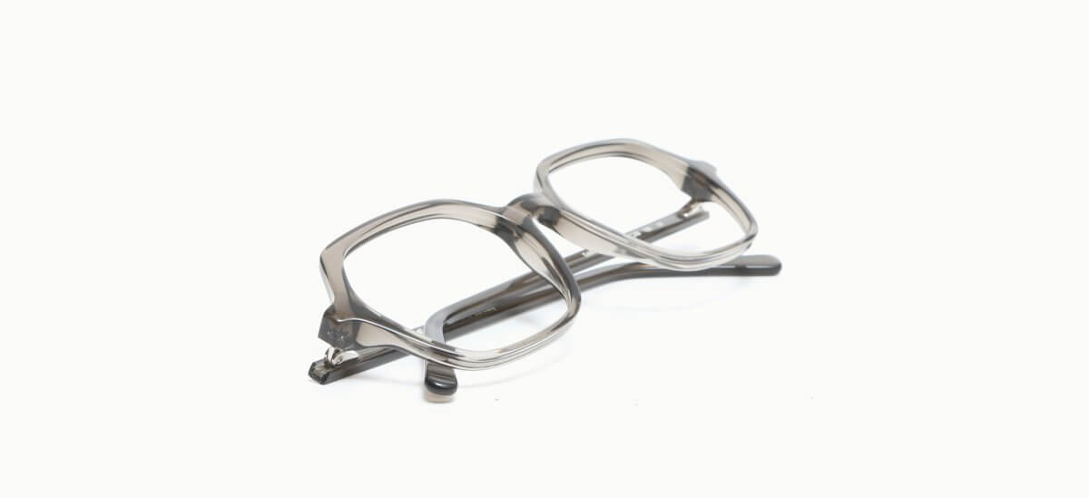 23.0000988 Colibris EDDA 91 4918 329,00 €-3