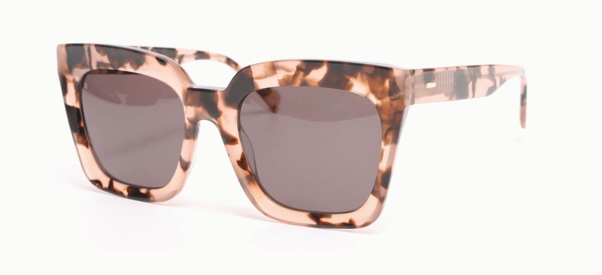 23.0001281 RAEN VINE CORAL TORTOISE 5421 197,00 €-2