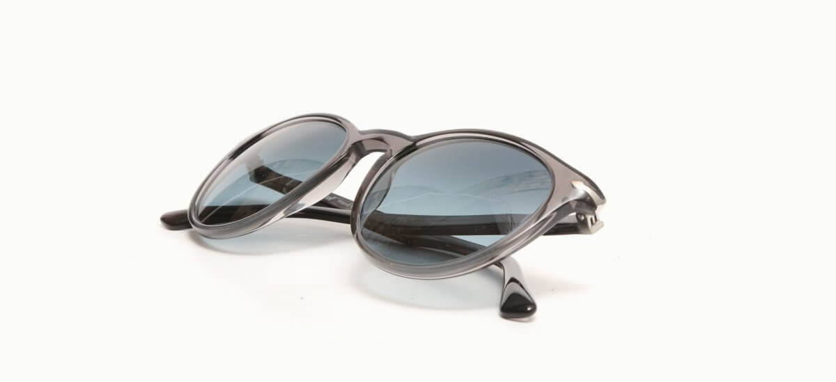 24.0001399 Persol 3152-S 1196S3 5220 267,00 €-3