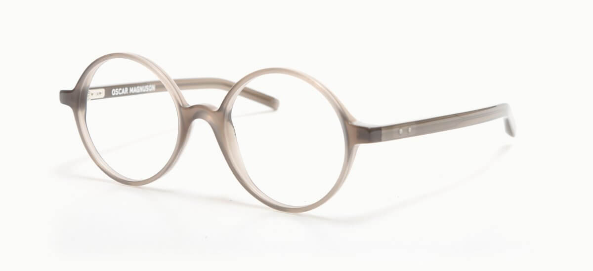 25140131 OM Iris 2105 5119 367,00 €-2