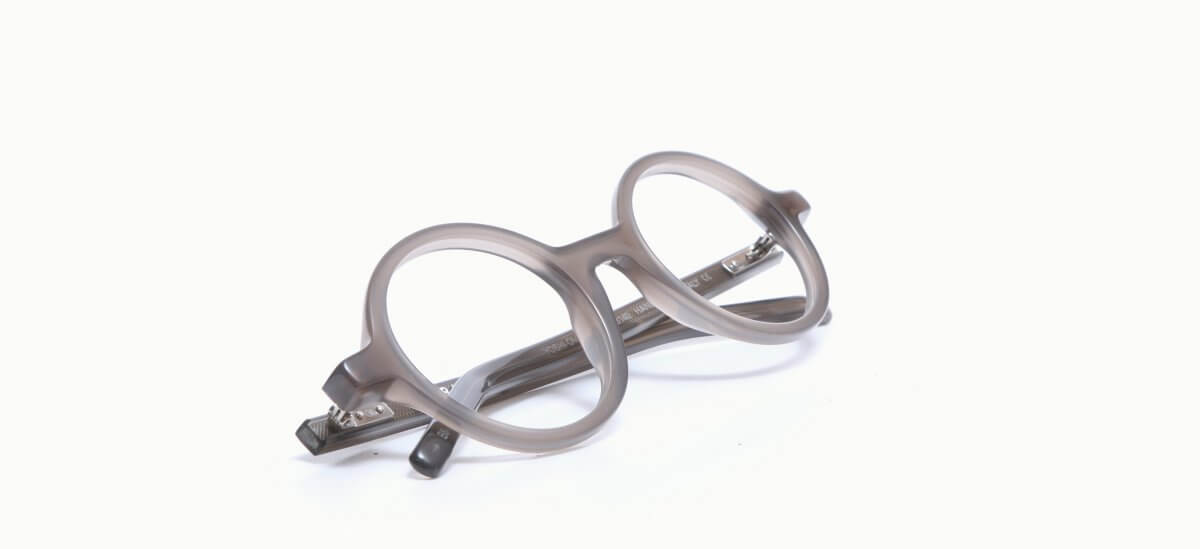 25296093 OM Yoshi 2105 357,00 €-3