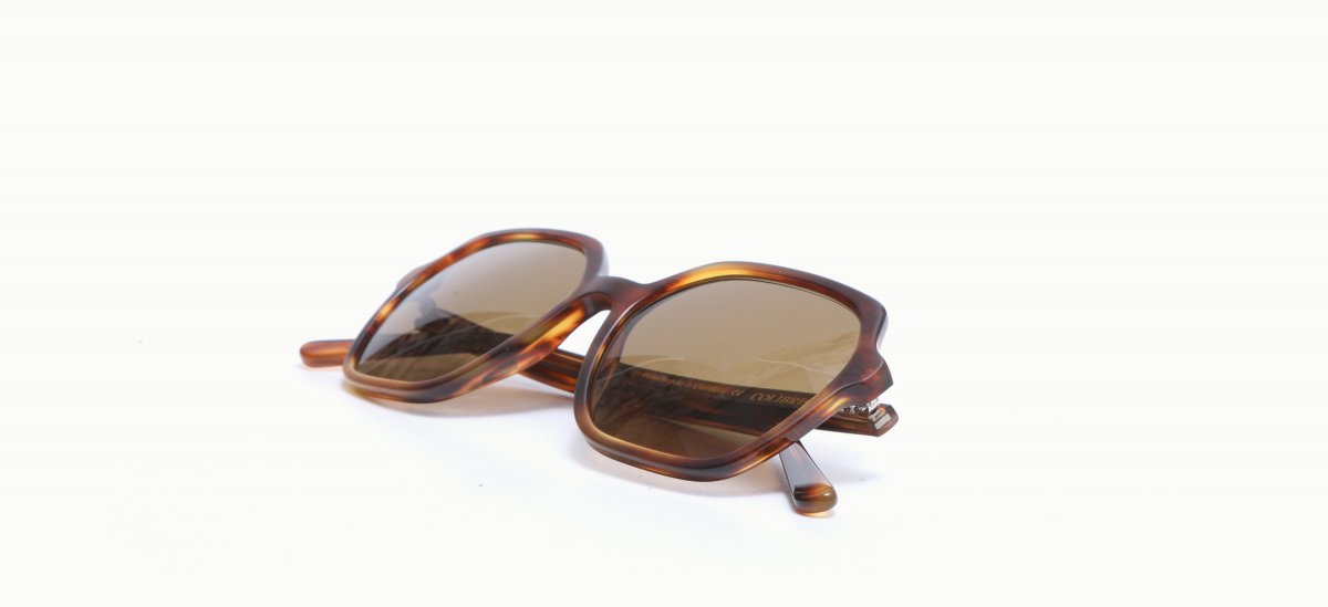 26048025 CO Leni 66g 50-16 217,00 €-3