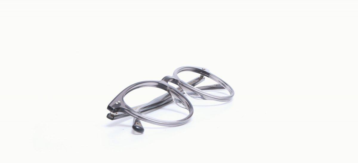 26068011 MOS Jared grey 5020 387,00 €-3