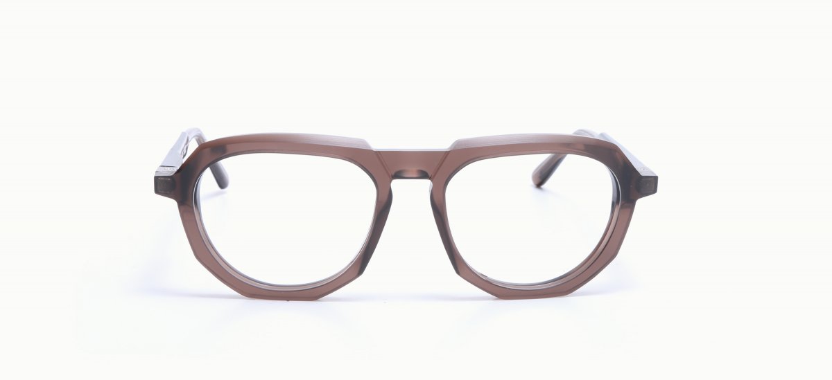 26069050 BAA Charlie R C44 5217 447,00 €-1