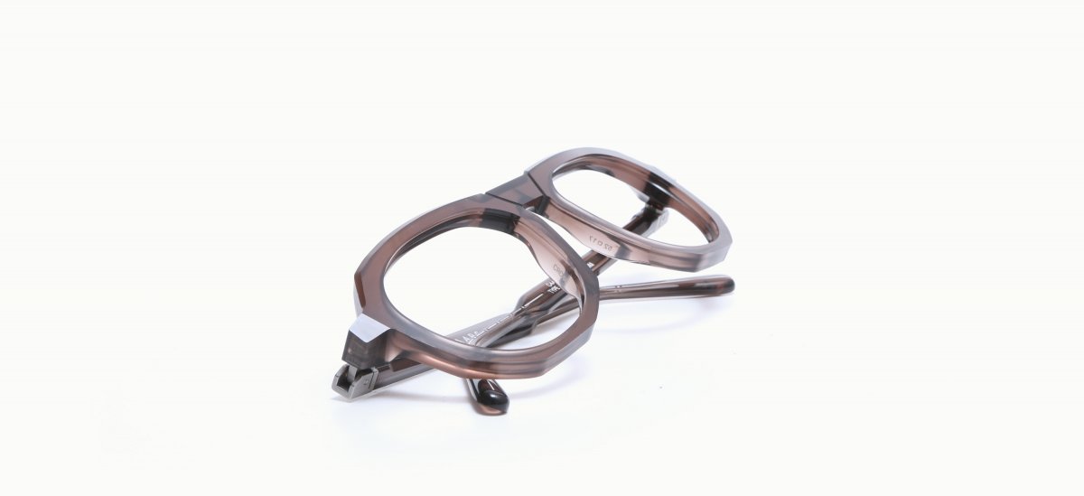 26069050 BAA Charlie R C44 5217 447,00 €-3