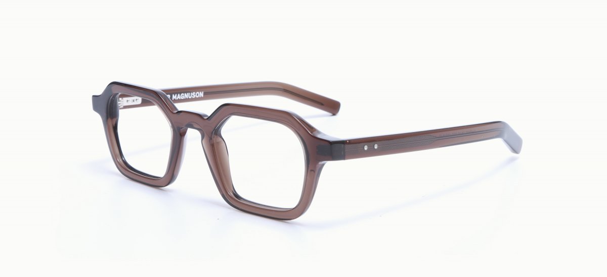 26085040 OM Andre 200 4824 387,00 €-2