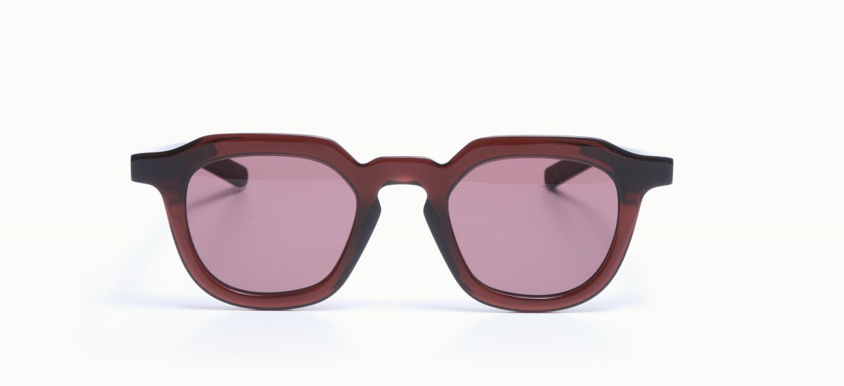 26085056 OM Deckard 600 4723 377,00 €-1