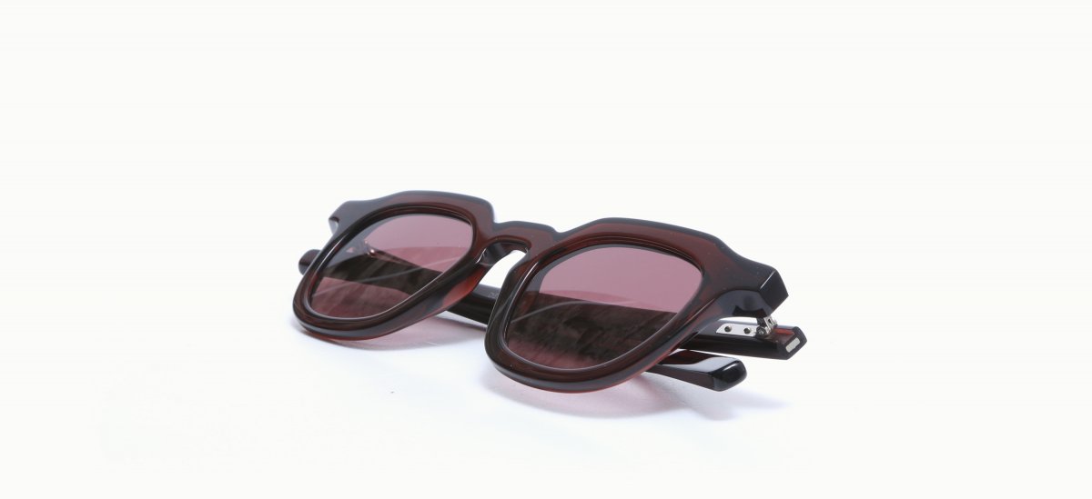 26085056 OM Deckard 600 4723 377,00 €-3