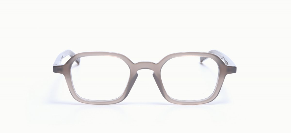 26085123 OM Frank 2105 4823 367,00 €-1