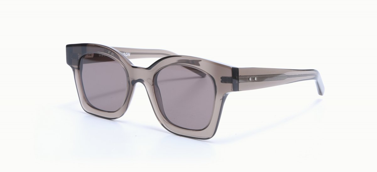 26085126 OM Sue 250 4821 377,00 €-2