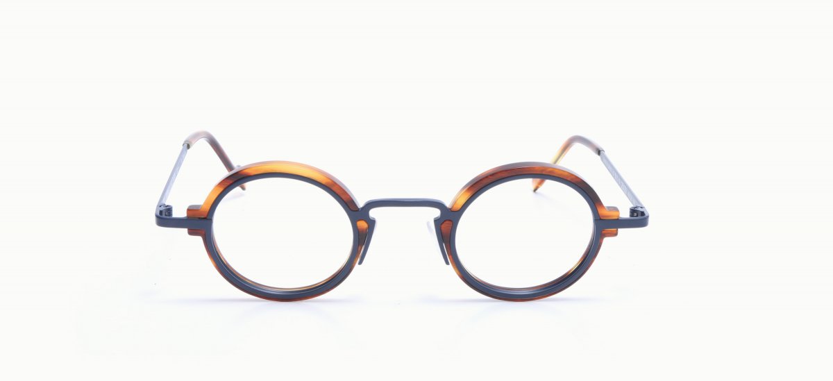 26105025 AV M1 25A20 4028 477,00 €-1