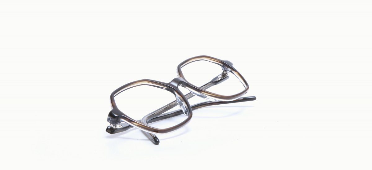 26113028 RZ Hexagon 172 397,00 €-3