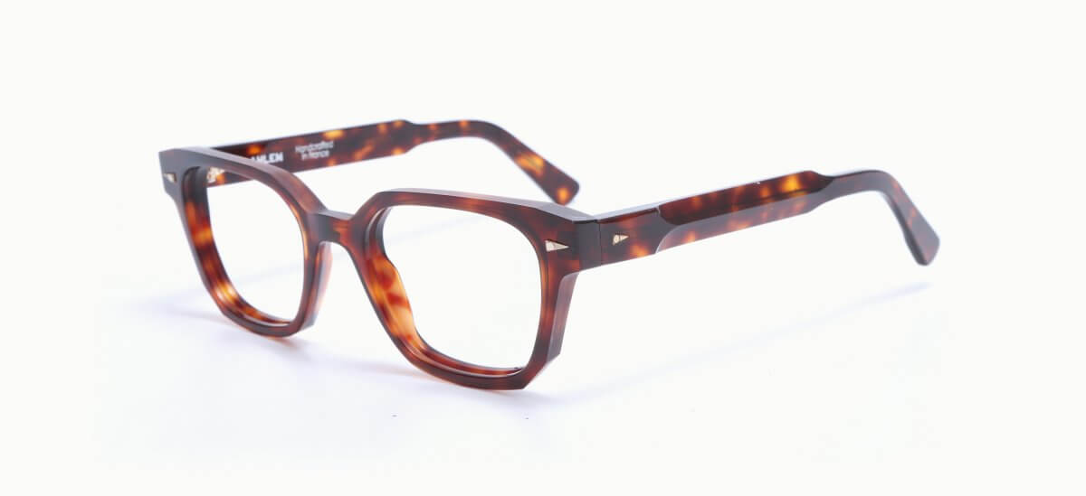 2600023590 AHL Saint Georges Light Turtle 4920 467,00 €-2