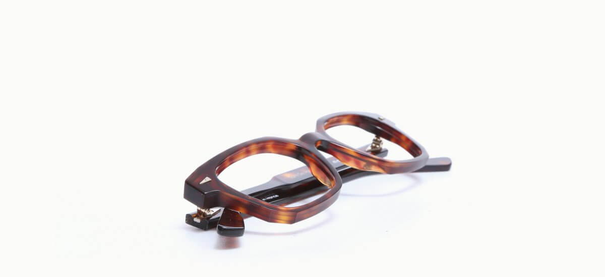 2600023590 AHL Saint Georges Light Turtle 4920 467,00 €-3